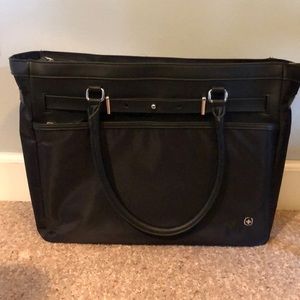 New! SwissGear laptop travel tote!